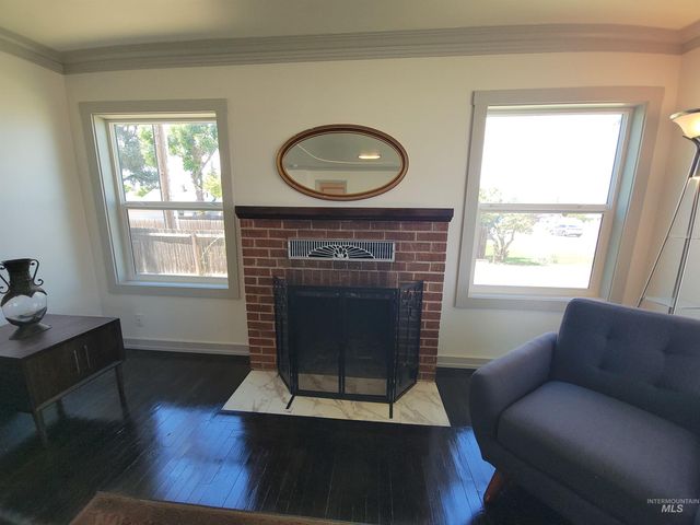 715 E Lincoln Ave, Nampa, ID 83686