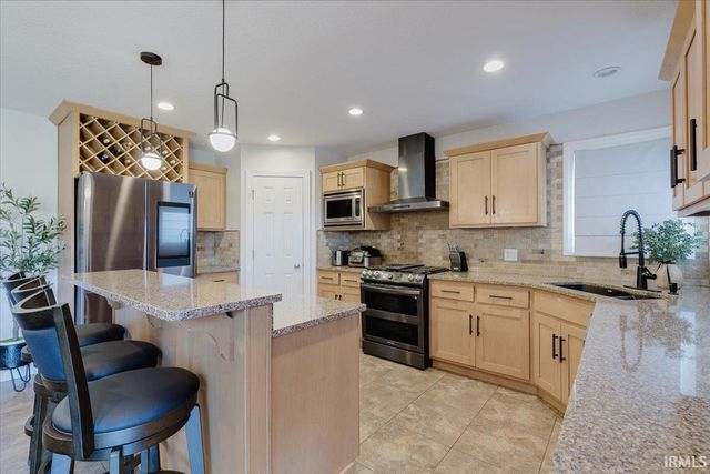 12004 Fairway Winds Court, Fort Wayne, IN 46814