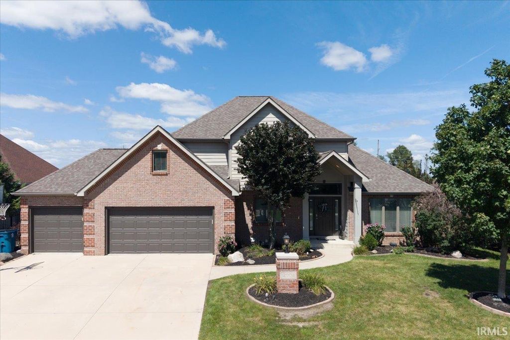 12004 Fairway Winds Court, Fort Wayne, IN 46814