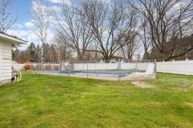 8096 Geddes Road, Saginaw, MI 48609