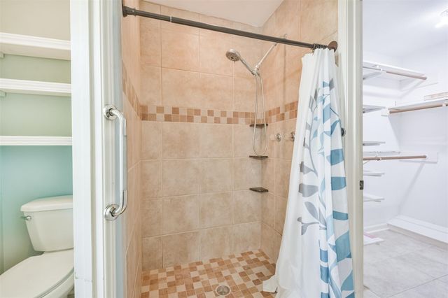 316 Saint Cloud Drive, Friendswood, TX 77546