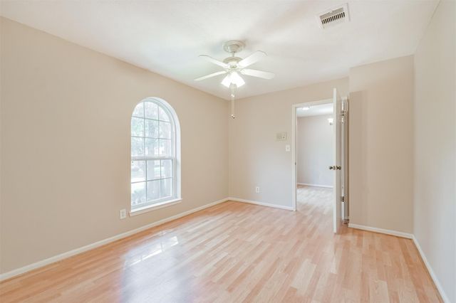 316 Saint Cloud Drive, Friendswood, TX 77546