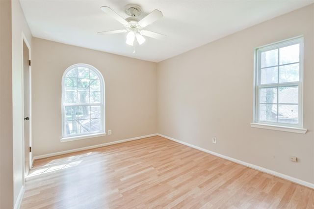 316 Saint Cloud Drive, Friendswood, TX 77546