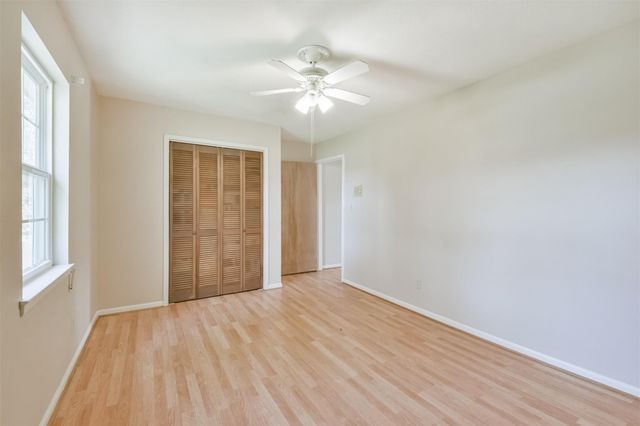 316 Saint Cloud Drive, Friendswood, TX 77546