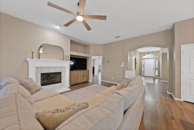 428 Rainforest Court, Murphy, TX 75094