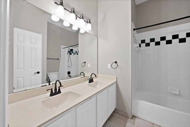 428 Rainforest Court, Murphy, TX 75094