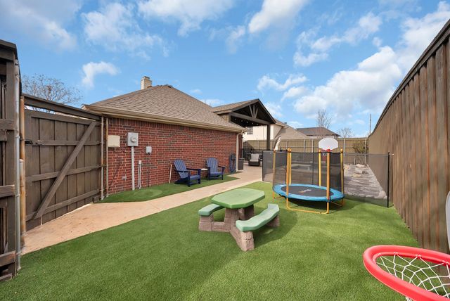 428 Rainforest Court, Murphy, TX 75094