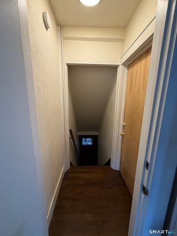 35 Ninth Avenue 2, Danbury, CT 06810