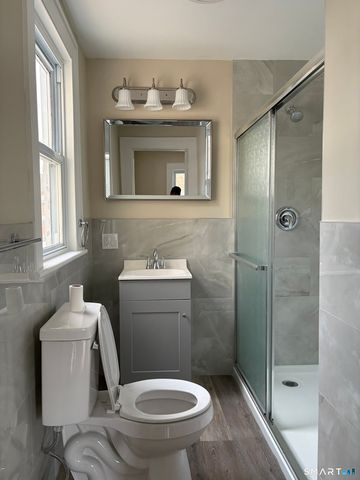 35 Ninth Avenue 2, Danbury, CT 06810