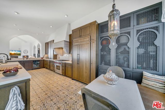 9785 Deer Creek Road, Malibu, CA 90265