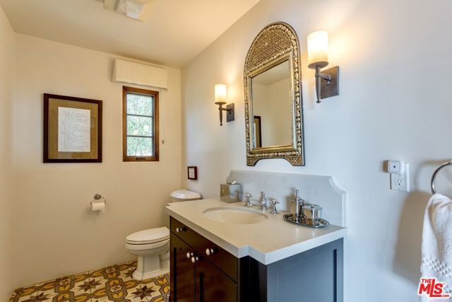 9785 Deer Creek Road, Malibu, CA 90265