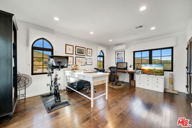 9785 Deer Creek Road, Malibu, CA 90265