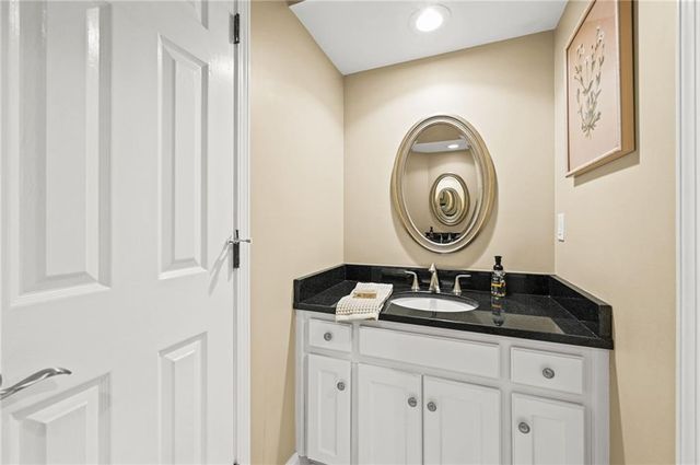 1010 Brooksglen Drive, Roswell, GA 30075