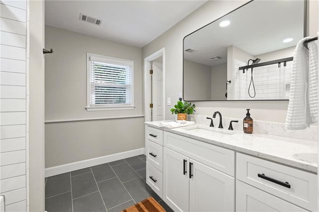 1010 Brooksglen Drive, Roswell, GA 30075