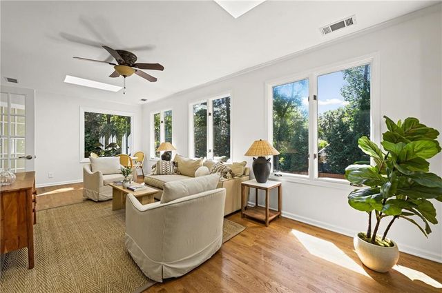 1010 Brooksglen Drive, Roswell, GA 30075