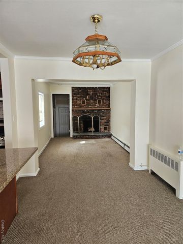 102 Birchwood Park Drive, Syosset, NY 11791