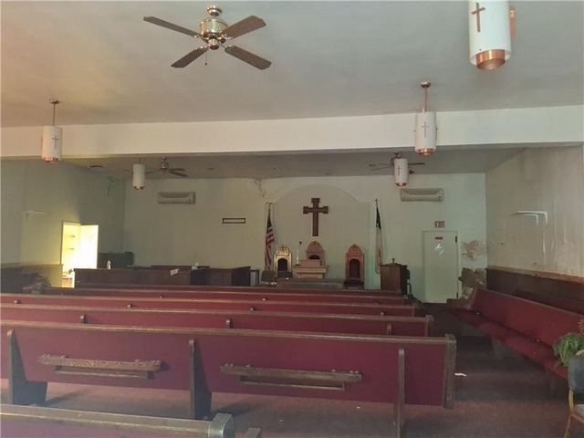 665 Bower Hill RD., Bridgeville, PA 15017