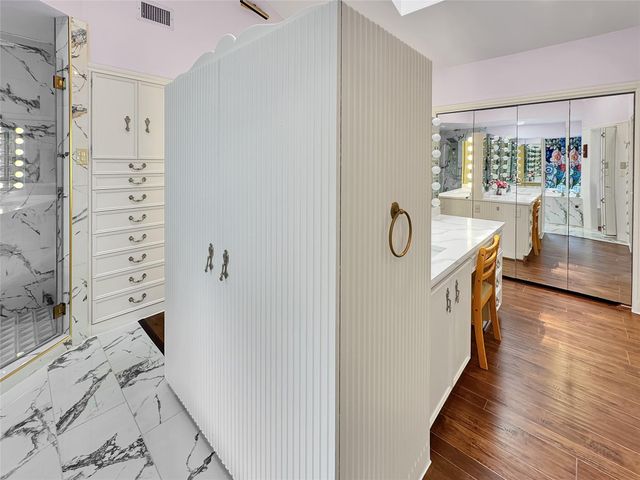 2320 Gramercy Street, Houston, TX 77030