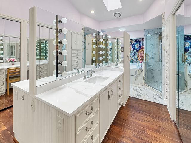 2320 Gramercy Street, Houston, TX 77030