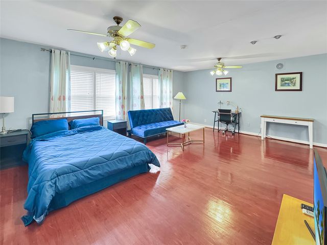 2320 Gramercy Street, Houston, TX 77030