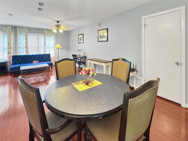 2320 Gramercy Street, Houston, TX 77030