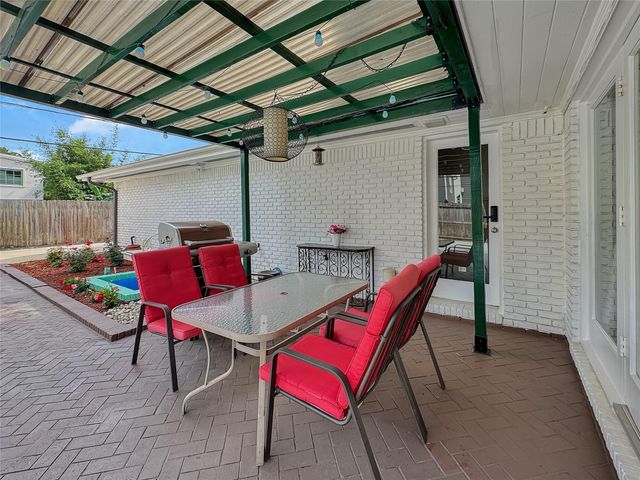 2320 Gramercy Street, Houston, TX 77030