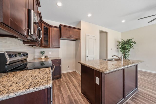 16721 Stonefield, Montgomery, TX 77316