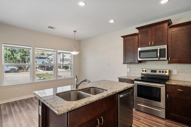 16721 Stonefield, Montgomery, TX 77316