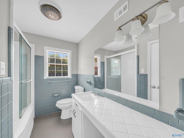 1825 Pennylane SE, Decatur, AL 35601