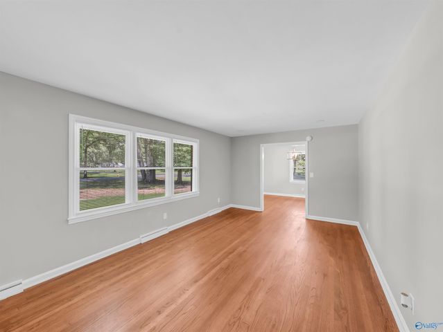 1825 Pennylane SE, Decatur, AL 35601
