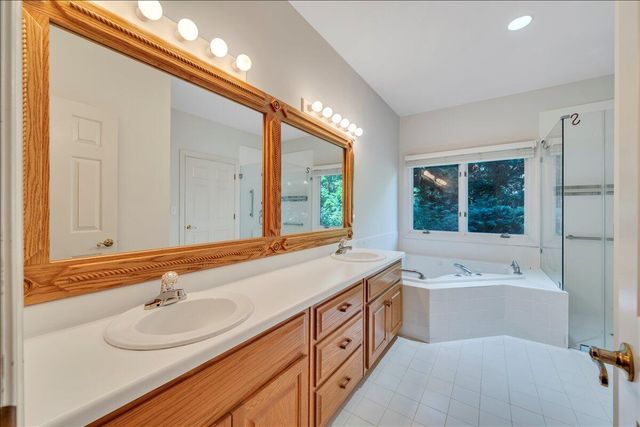 6787 Hidden Woods DR, Roanoke, VA 24018