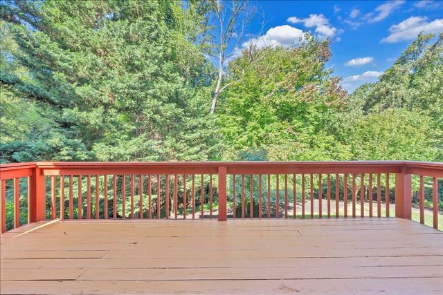 6787 Hidden Woods DR, Roanoke, VA 24018