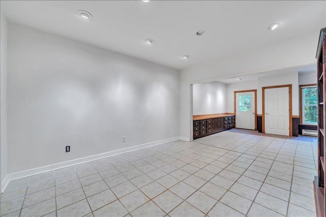 6787 Hidden Woods DR, Roanoke, VA 24018