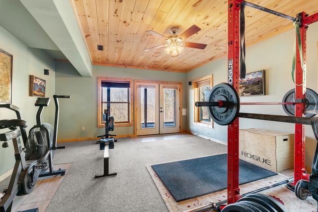 148 Leesville Lake DR, Pittsville, VA 24139