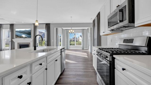 3777 Shoal Way, Powell, OH 43065