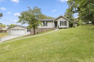 11 E Larry Circle, Ringgold, GA 30736