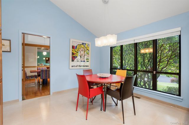 132 Barton Road, White Plains, NY 10605