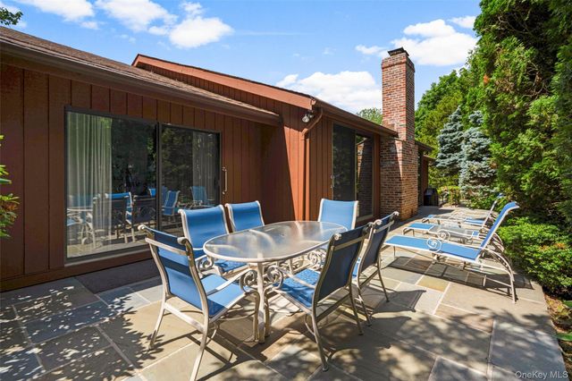 132 Barton Road, White Plains, NY 10605