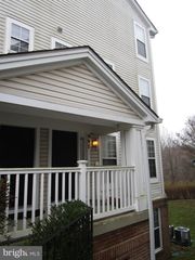 997 HILLSIDE LAKE TER, Gaithersburg, MD 20878