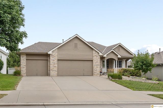 14639 Ernst Street, Bennington, NE 68007