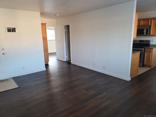 4398 Delta Street 8, San Diego, CA 92113