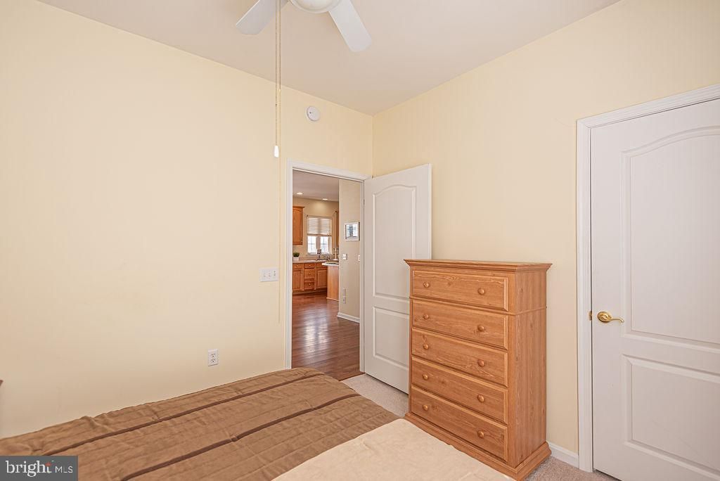 Image 16 of property listing at 11531 MANKLIN CREEK RD, Ocean Pines, MD 21811