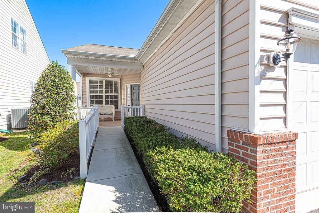 Image 2 of property listing at 11531 MANKLIN CREEK RD, Ocean Pines, MD 21811