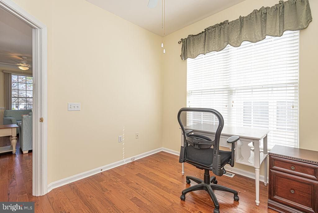 Image 28 of property listing at 11531 MANKLIN CREEK RD, Ocean Pines, MD 21811