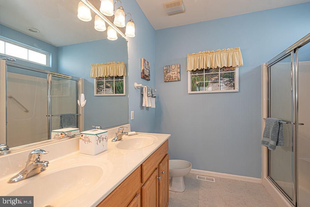 Image 39 of property listing at 11531 MANKLIN CREEK RD, Ocean Pines, MD 21811