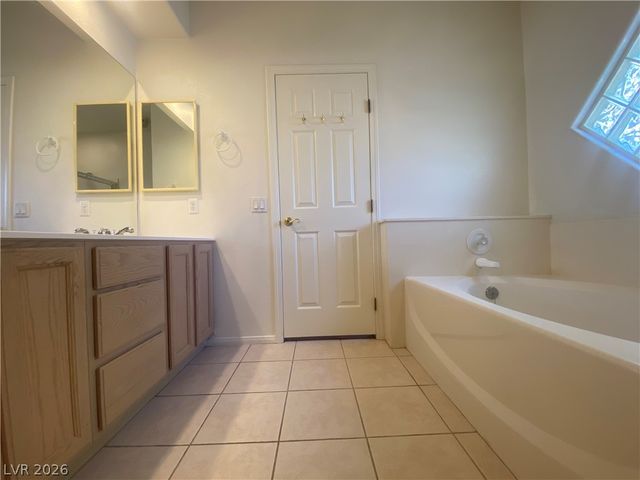 8524 Highland View Avenue, Las Vegas, NV 89145