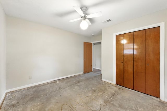 707 Center ST, Lockhart, TX 78644