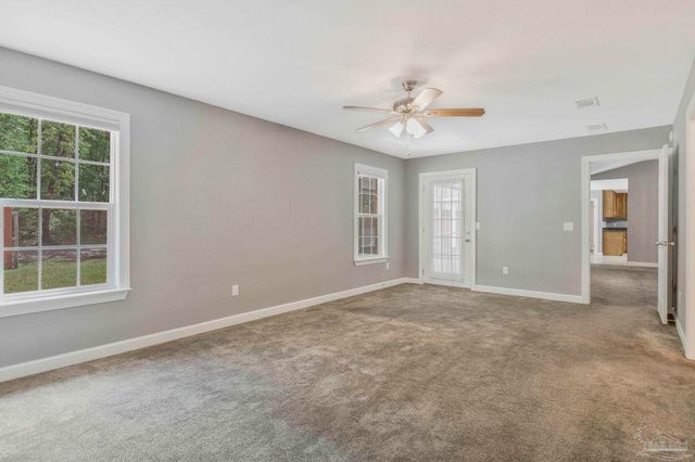 6069 Oglesbey Rd, Milton, FL 32570