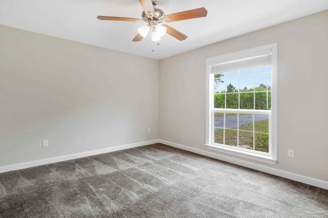 6069 Oglesbey Rd, Milton, FL 32570