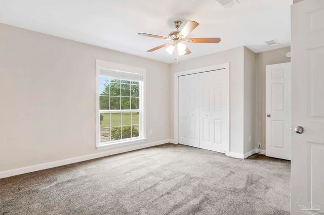 6069 Oglesbey Rd, Milton, FL 32570